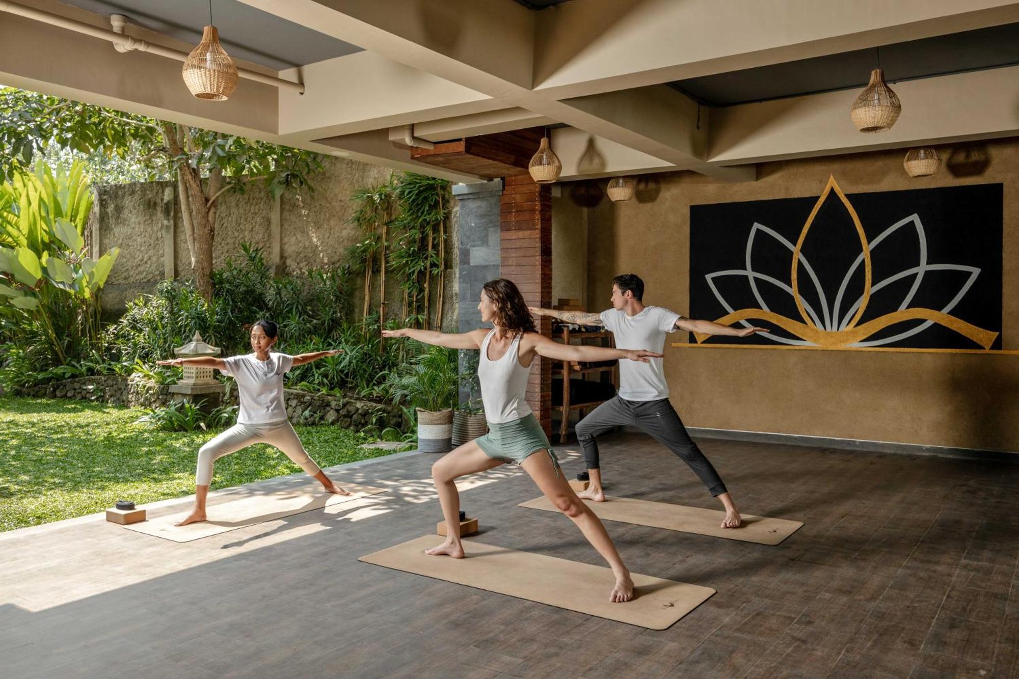 อูบุด นยูห์ บาหลี รีสอร์ต แอนด์ สปา Hotel ภายนอก รูปภาพ The Yoga Studio